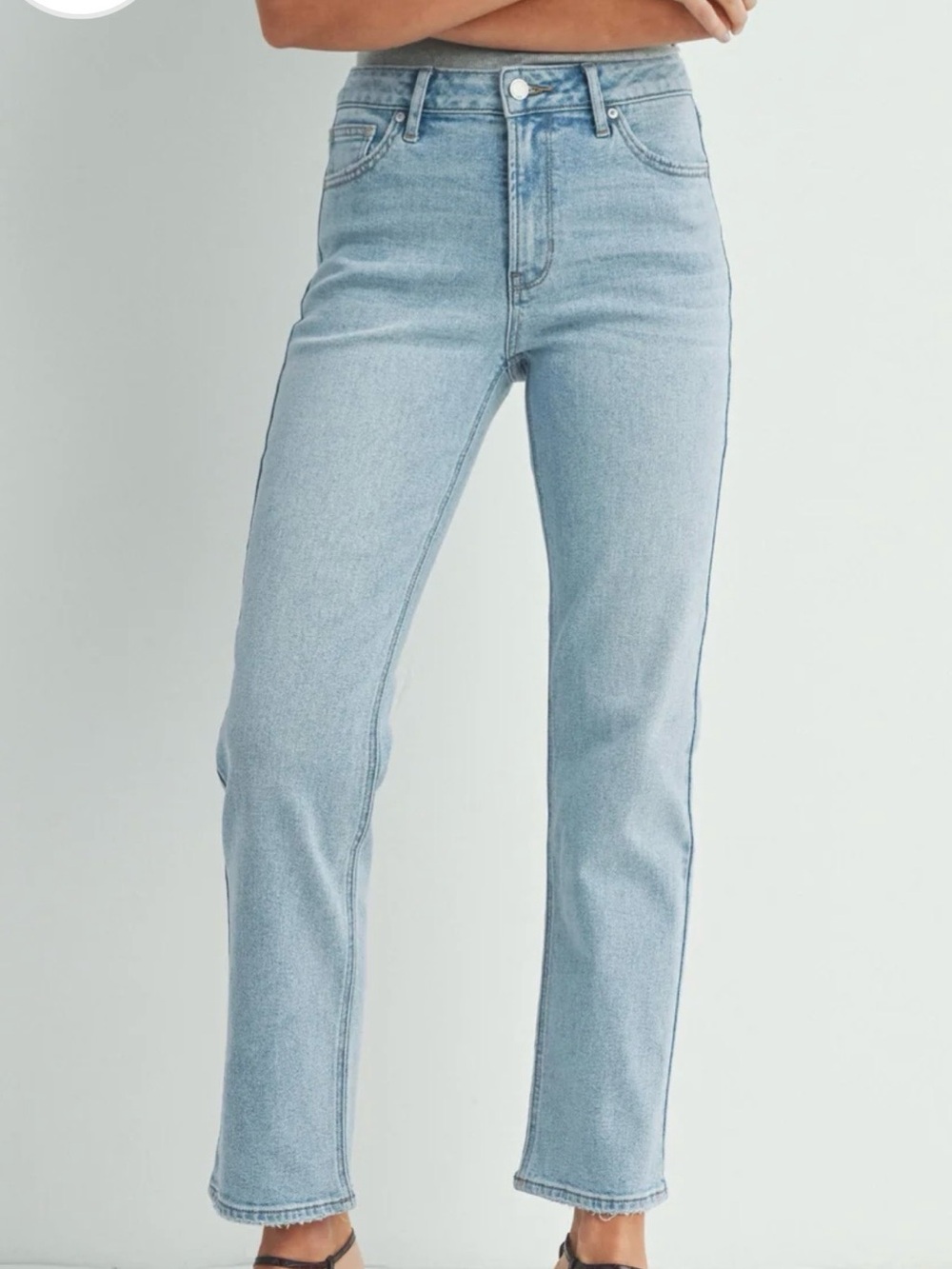 Just Black Denim-High-Rise Straight Leg Jeans in Light Wash